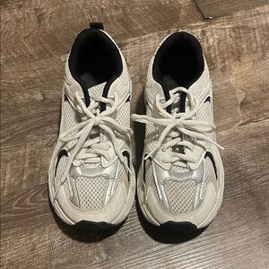 Women's White and Black Athletic Sneakers - Comfortable Lace-Up Trainers